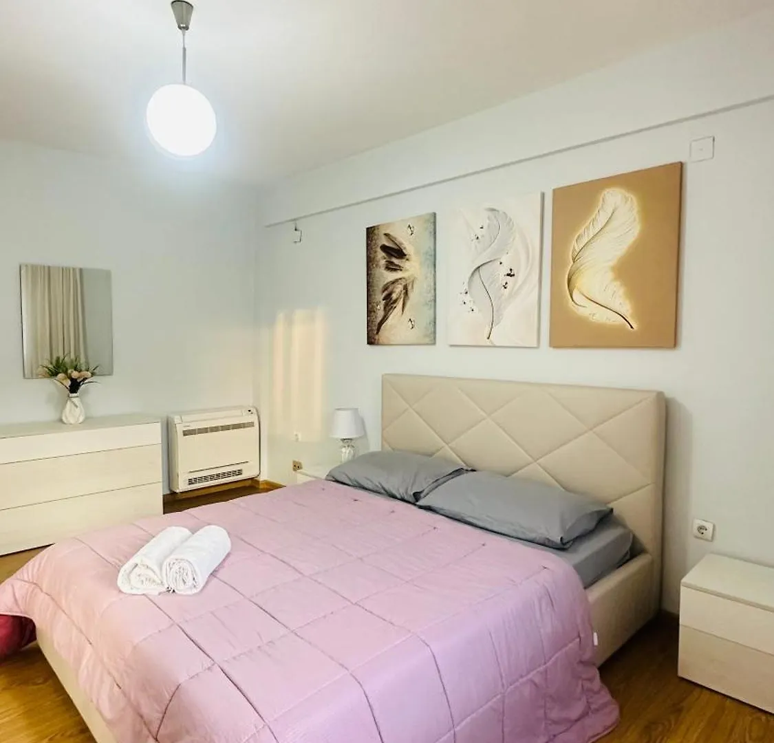 Warm & Spacious Apartment With Balcony Tirana 0*,  Albania